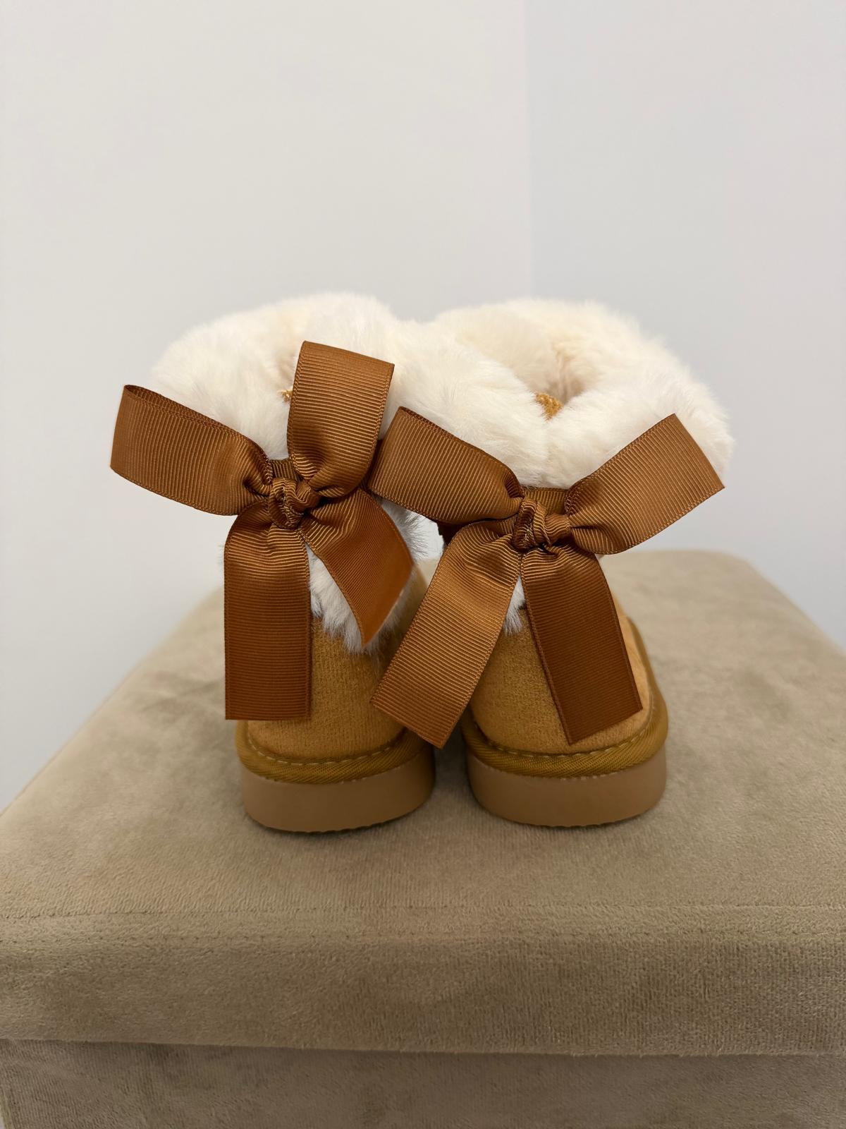 Cizme UGG 