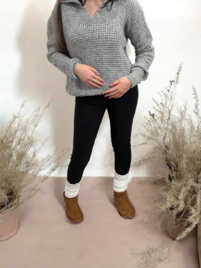 Pulover tricotat gri